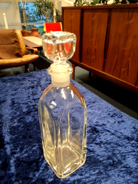 Italiensk karaffel med låg